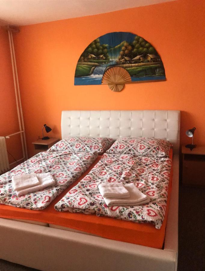 Housing Hella Apartment Nova Lesna Ngoại thất bức ảnh